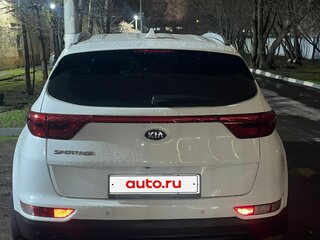 2017 Kia Sportage IV, белый, 1900000 рублей, вид 4