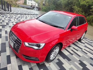 2016 Audi A3 III (8V), красный, 1400000 рублей, вид 2