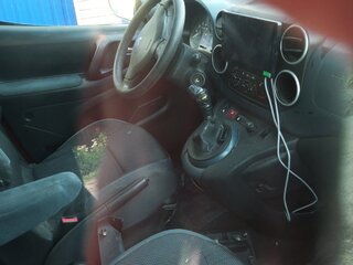 2008 Peugeot Partner II, красный, 650000 рублей, вид 5