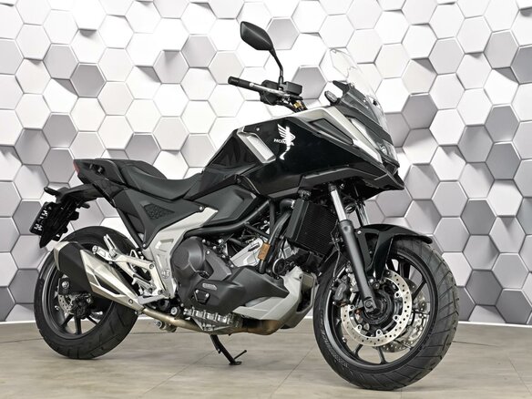 2025 Honda NC 750X, чёрный, 1299000 рублей
