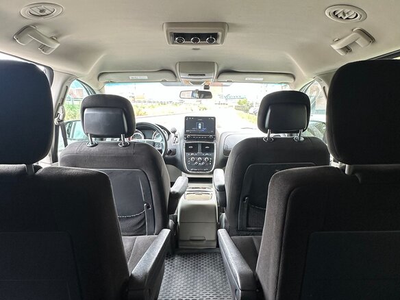 2016 Dodge Caravan Grand V, серый, 2300000 рублей - вид 13