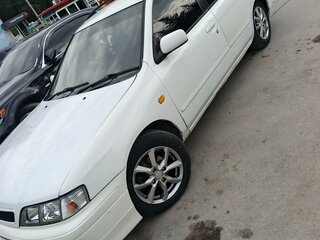 1998 Nissan Primera II (P11), белый, 215000 рублей, вид 3