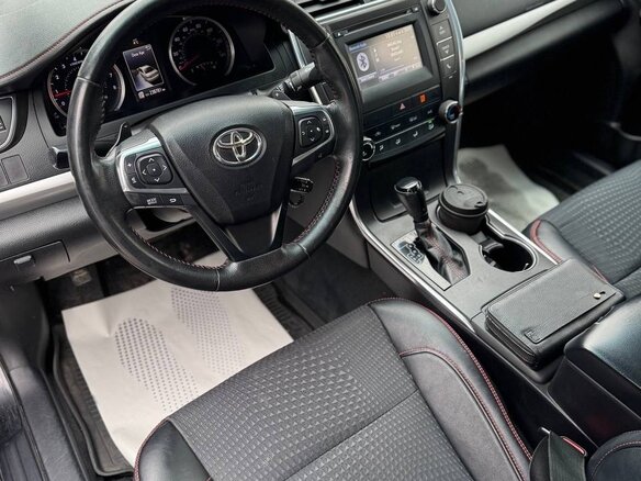 2014 Toyota Camry US Market VII (XV50) Рестайлинг, чёрный, 1470000 рублей - вид 6