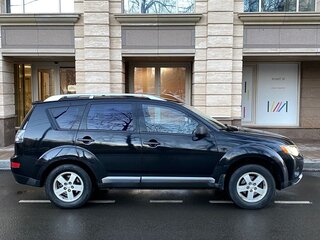 2007 Mitsubishi Outlander II, чёрный, 750000 рублей, вид 4