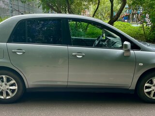 2008 Nissan Tiida I, серый, 550000 рублей, вид 4