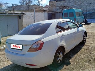 2012 Geely Emgrand EC7, белый, 650000 рублей, вид 3