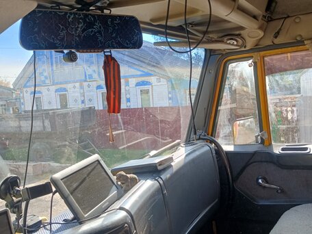 2006 КамАЗ 4308, золотистый, 700000 рублей, вид 3