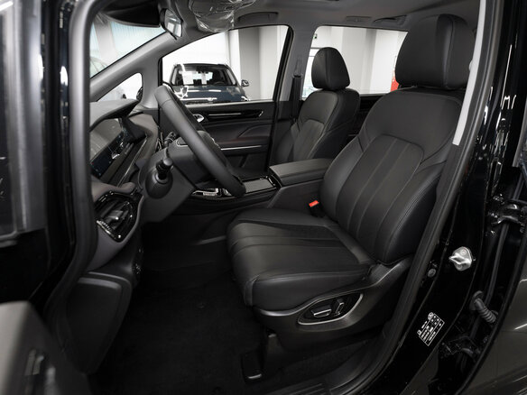 2025 GAC Trumpchi M6 Max, чёрный, 3370000 рублей - вид 8