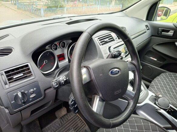 2011 Ford Kuga I, серебристый, 1470000 рублей - вид 3