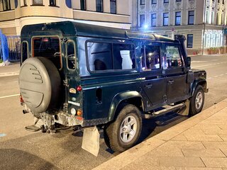 2012 Land Rover Defender 110 I Рестайлинг, зелёный, 2499000 рублей, вид 4