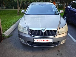 2011 Skoda Octavia DSG7 II (A5) Рестайлинг, серебристый, 820000 рублей, вид 1