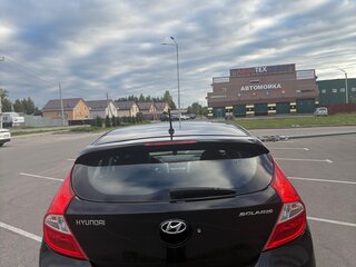 2012 Hyundai Solaris I, чёрный, 715000 рублей, вид 5