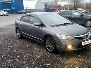 2011 Honda Civic VIII Рестайлинг, серый, 1080000 рублей, вид 4