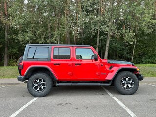2021 Jeep Wrangler IV (JL), красный, 3800000 рублей, вид 3