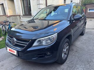 2010 Volkswagen Tiguan I, чёрный, 1300000 рублей, вид 2