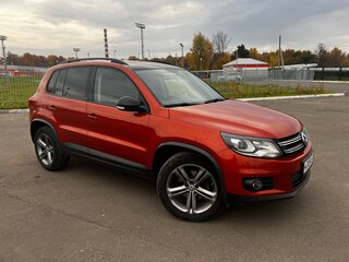 2016 Volkswagen Tiguan Euro 6 I Рестайлинг, красный, 1730000 рублей, вид 3