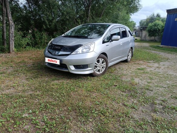 2013 Honda Fit Hybrid II, серый, 800000 рублей - вид 1