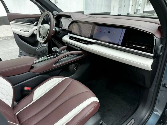 2023 Geely Monjaro (Xingyue L) I, серый, 3610000 рублей - вид 2