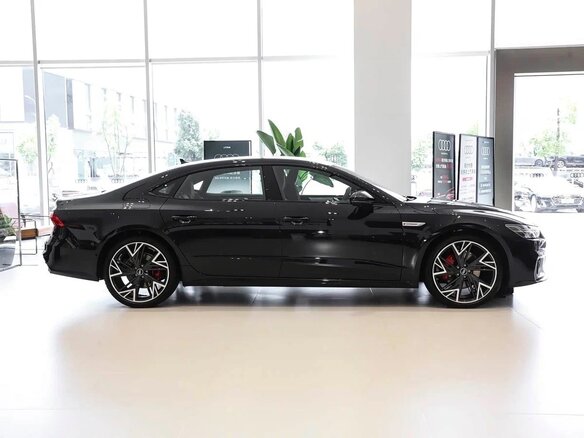 2026 Audi A7 L 45 TFSI II (4K), чёрный - вид 2
