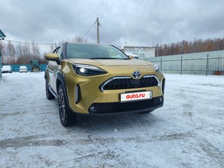 2021 Toyota Yaris Cross I, золотистый, 1950000 рублей, вид 3