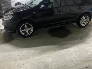 2014 Renault Logan II, чёрный, 650000 рублей, вид 3