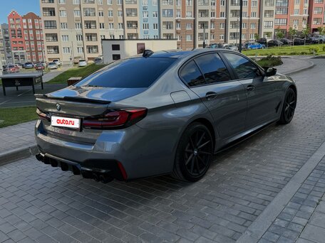 2017 BMW 5 серии 520d xDrive VII (G30/G31/G38), серый, 3200000 рублей, вид 5