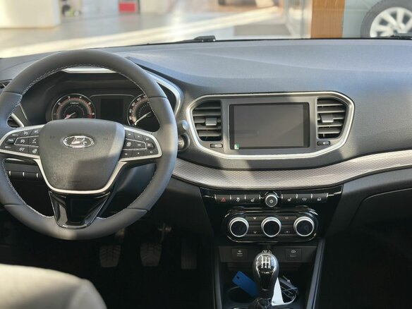 2026 Lada (ВАЗ) Vesta I Рестайлинг (NG), коричневый, 1805000 рублей - вид 8