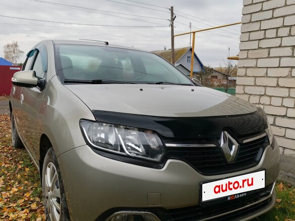 2018 Renault Logan II, бежевый, 900000 рублей