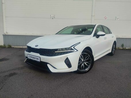 2021 Kia K5 III, белый, 2280000 рублей, вид 2