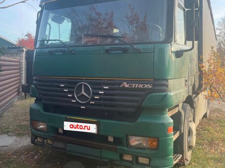 2000 Mercedes-Benz Actros, зелёный, 1800000 рублей, вид 1
