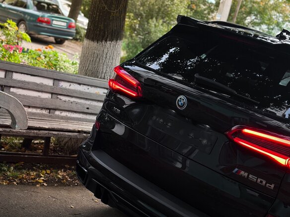 2019 BMW X5 M50d IV (G05/G18), чёрный, 5500000 рублей - вид 17
