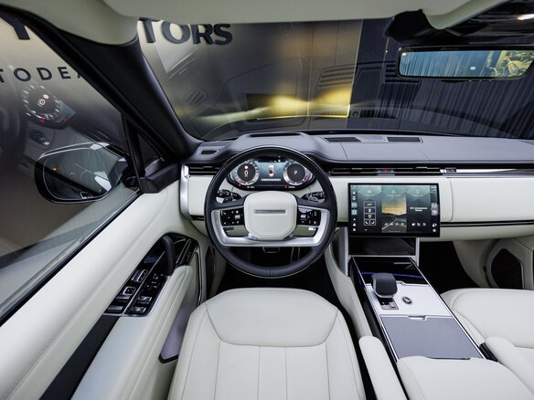 2025 Land Rover Range Rover P530 MHEV Long V, чёрный, 25970000 рублей - вид 13