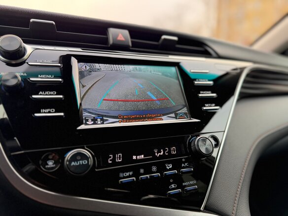 2019 Toyota Camry VIII (XV70), чёрный, 2650000 рублей - вид 12