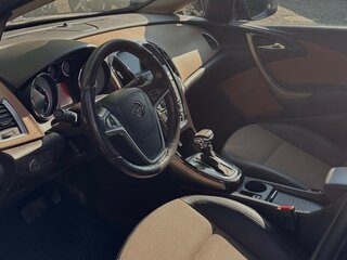 2014 Opel Astra J Рестайлинг, коричневый, 700000 рублей, вид 3