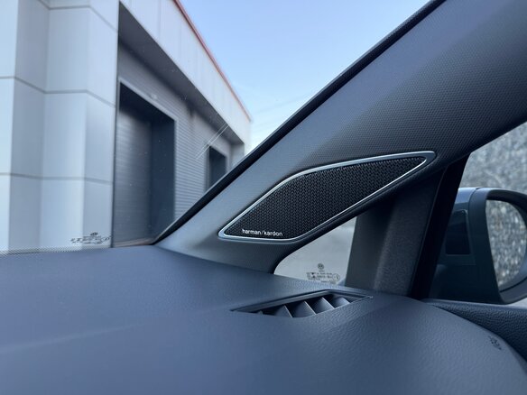 2021 Volkswagen Golf GTI VIII, серый, 3950000 рублей - вид 12