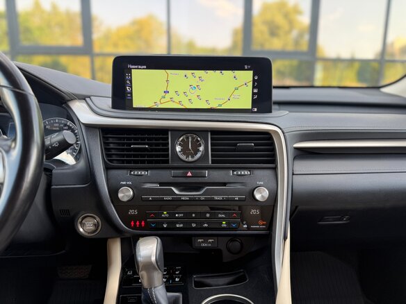 2021 Lexus RX 300 IV Рестайлинг, коричневый, 4350000 рублей - вид 17