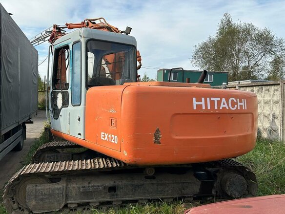 1996 Hitachi Гусеничные, оранжевый, 2750000 рублей - вид 3