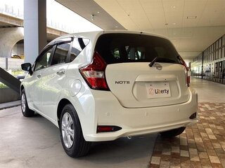 2018 Nissan Note II Рестайлинг, белый, 830007 рублей, вид 5