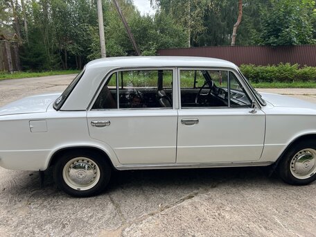 1976 Lada (ВАЗ) 2101, белый, 500000 рублей, вид 2