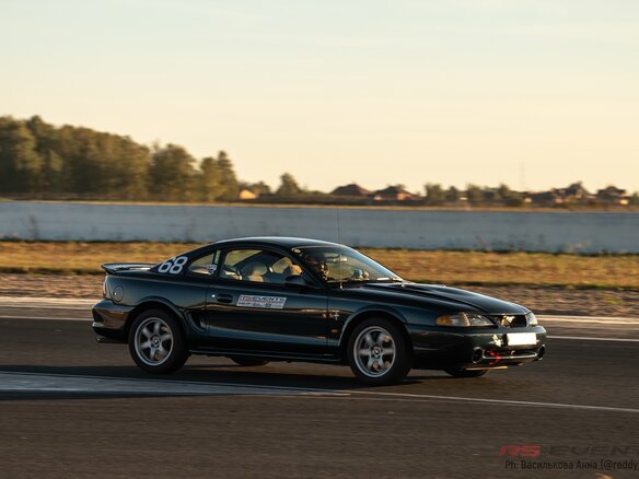 1994 Ford Mustang IV, зелёный, 2500000 рублей - вид 12