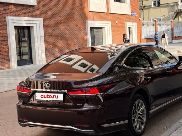 2017 Lexus LS 500h V, коричневый, 3990000 рублей - вид 2