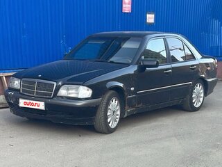 1998 Mercedes-Benz C-Класс 180 I (W202) Рестайлинг, чёрный, 210000 рублей, вид 1