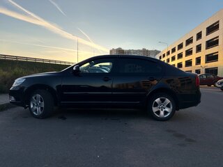 2010 Skoda Octavia II (A5) Рестайлинг, чёрный, 900000 рублей, вид 5