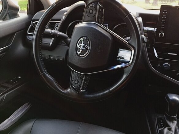 2021 Toyota Camry VIII (XV70) Рестайлинг, белый, 2749000 рублей - вид 6
