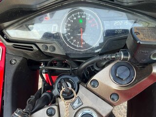 2014 Honda VFR 800, красный, 725000 рублей, вид 5