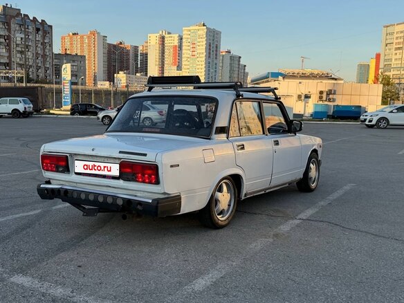 2003 Lada (ВАЗ) 2107, белый, 155000 рублей - вид 7