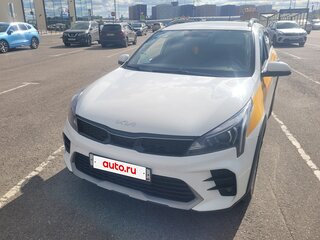 2021 Kia Rio X IV Рестайлинг, белый, 1300000 рублей, вид 1
