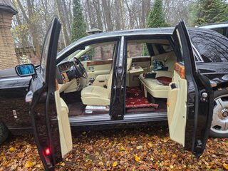 2007 Rolls-Royce Phantom VII, пурпурный, 40000000 рублей, вид 4