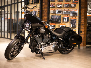 2021 Harley-Davidson Sport Glide, чёрный, 2850000 рублей, вид 1