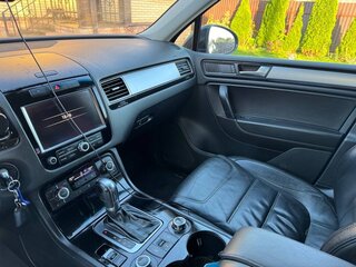 2011 Volkswagen Touareg II, чёрный, 1950000 рублей, вид 5